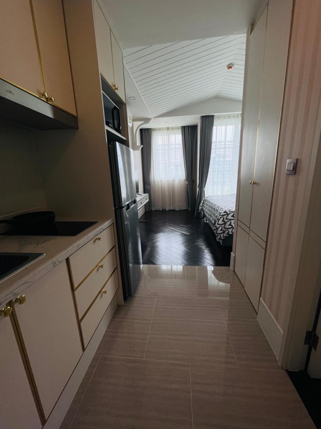 Apartamento Florida Garden Pattaya Na Chom Thian Exterior foto